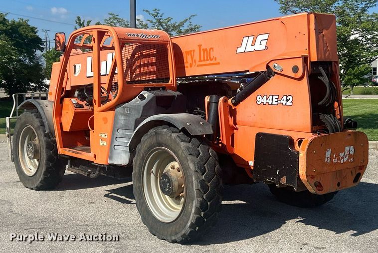 image for item EK8088 2014 Lull 944E-42 telehandler