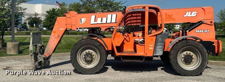 image for item EK8088 2014 Lull 944E-42 telehandler