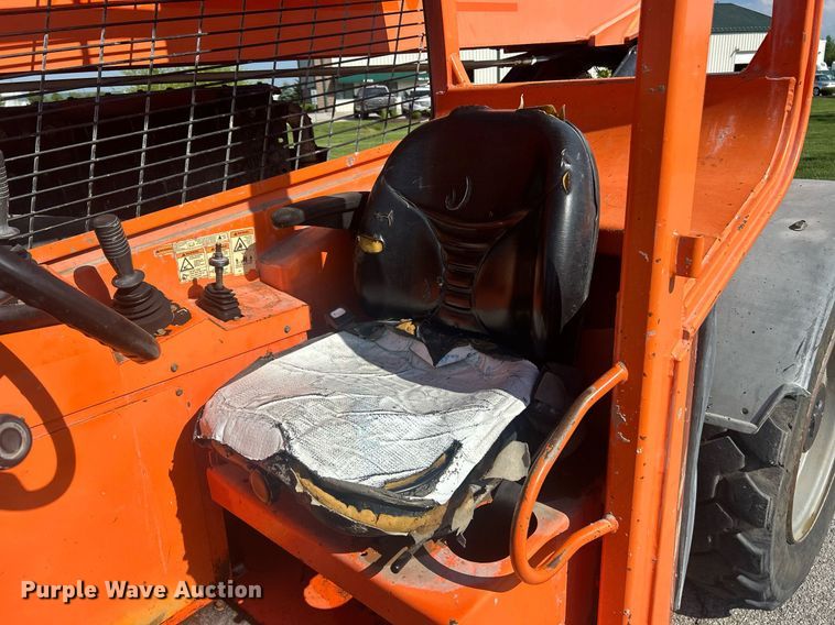 image for item EK8088 2014 Lull 944E-42 telehandler