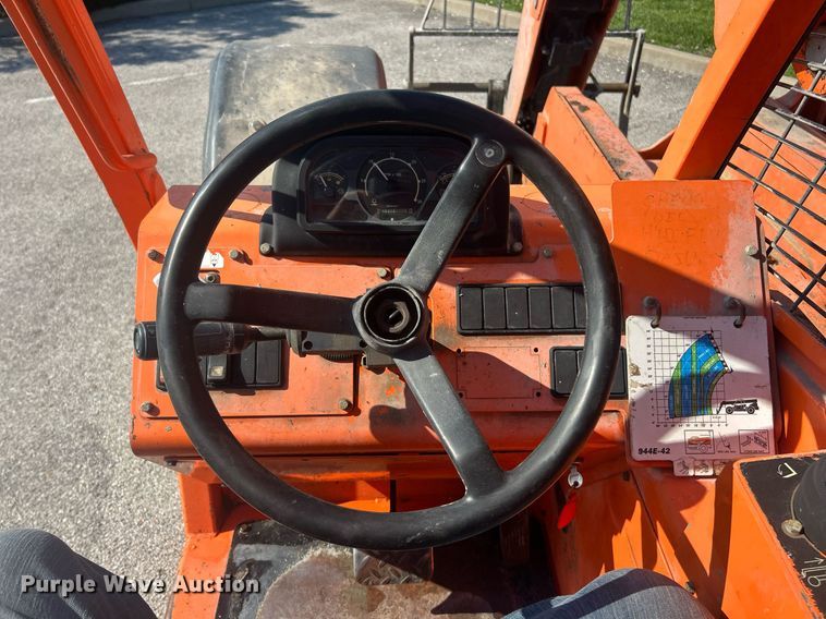 image for item EK8088 2014 Lull 944E-42 telehandler