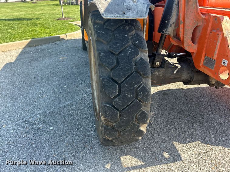 image for item EK8088 2014 Lull 944E-42 telehandler