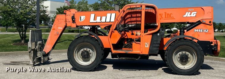 image for item EK8089 2014 Lull 944E-42 telehandler