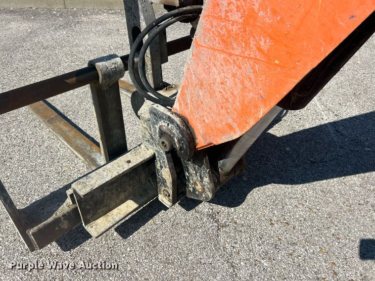 image for item EK8089 2014 Lull 944E-42 telehandler