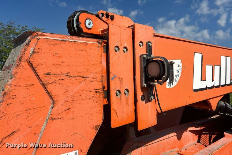 image for item EK8089 2014 Lull 944E-42 telehandler