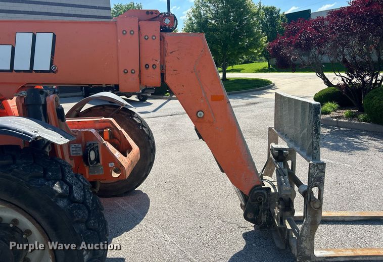 image for item EK8089 2014 Lull 944E-42 telehandler