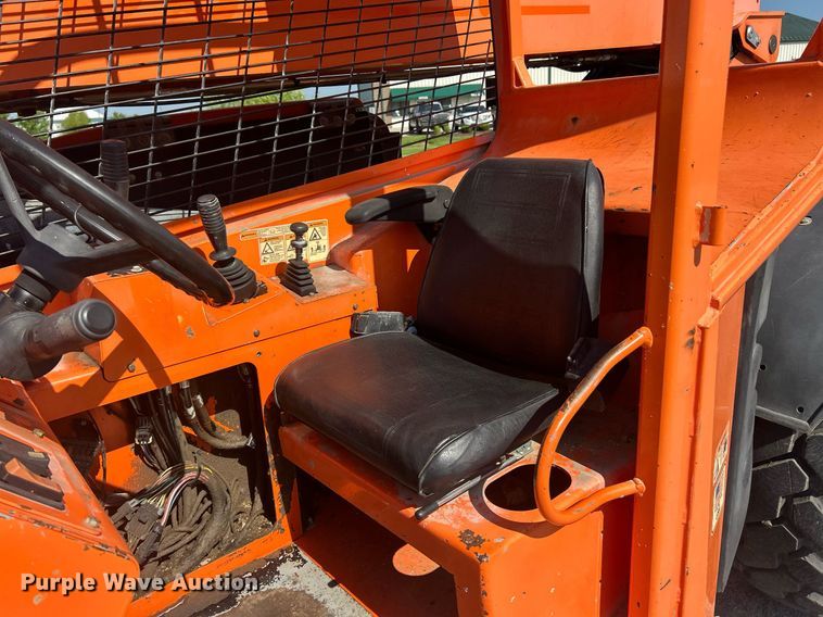 image for item EK8089 2014 Lull 944E-42 telehandler