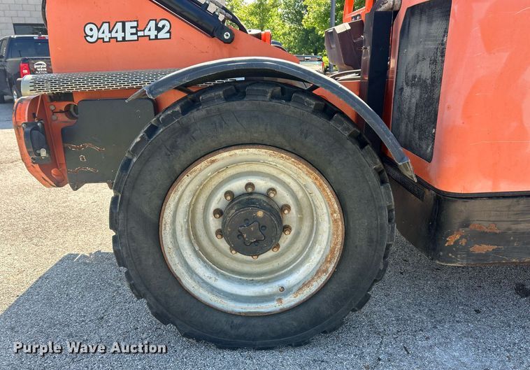 image for item EK8089 2014 Lull 944E-42 telehandler