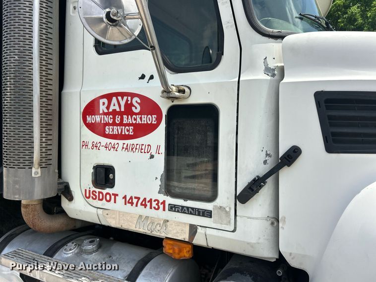 image for item EK8090 2006 Mack CV Granite dump truck