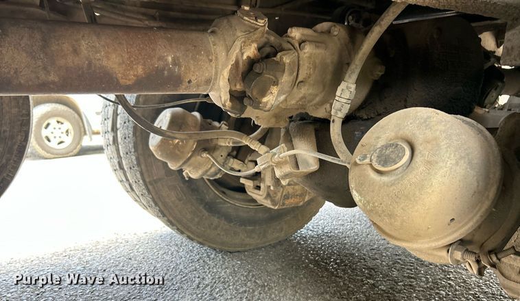 image for item EK8090 2006 Mack CV Granite dump truck