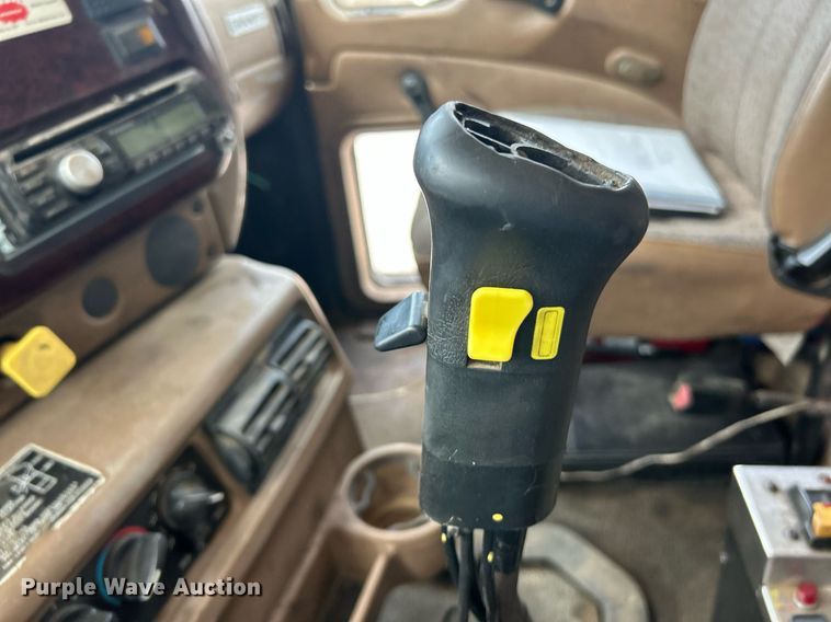 image for item EK8090 2006 Mack CV Granite dump truck