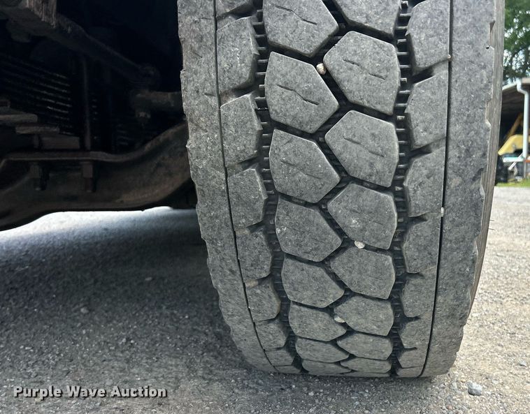 image for item EK8090 2006 Mack CV Granite dump truck