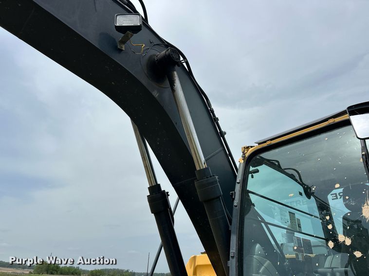image for item EK8091 2013 John Deere 160G LC excavator