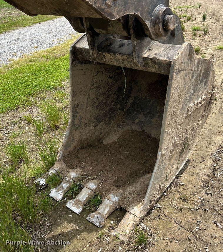 image for item EK8091 2013 John Deere 160G LC excavator