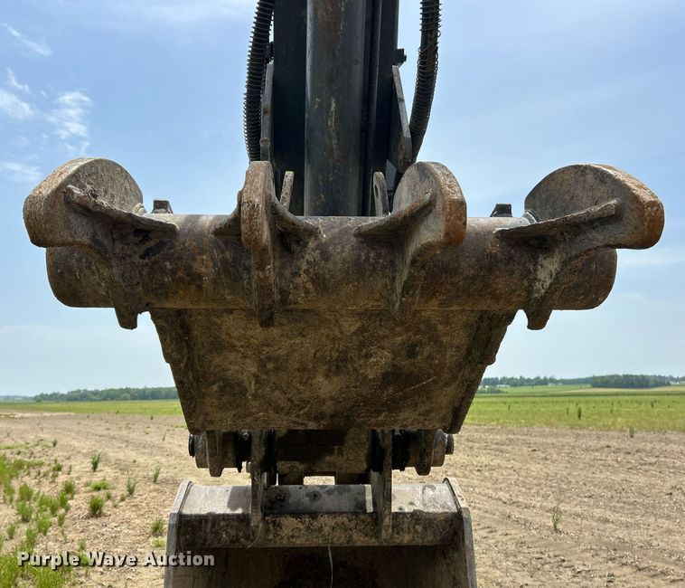 image for item EK8091 2013 John Deere 160G LC excavator