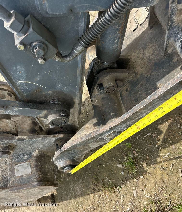 image for item EK8091 2013 John Deere 160G LC excavator