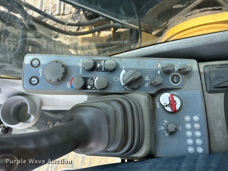 image for item EK8091 2013 John Deere 160G LC excavator