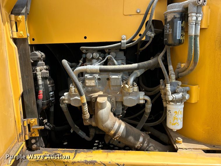 image for item EK8091 2013 John Deere 160G LC excavator