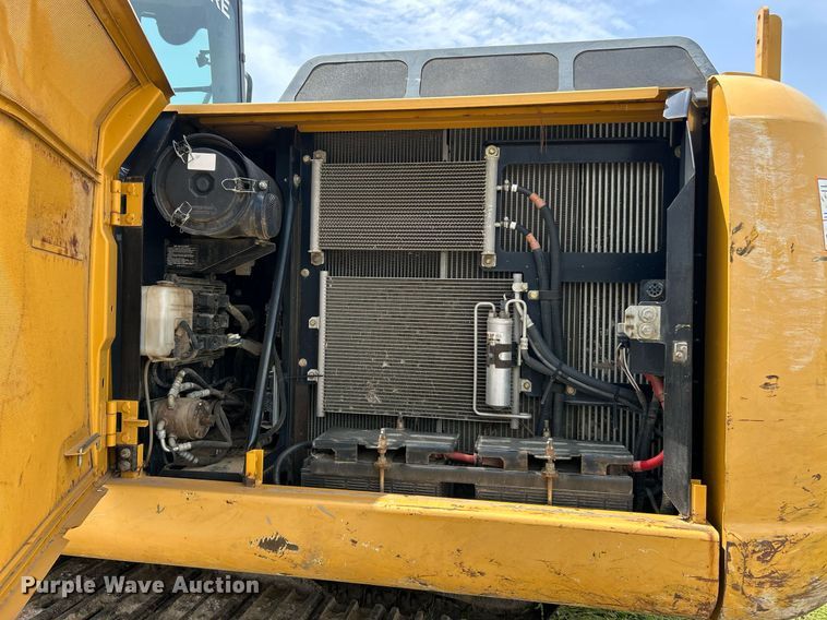 image for item EK8091 2013 John Deere 160G LC excavator