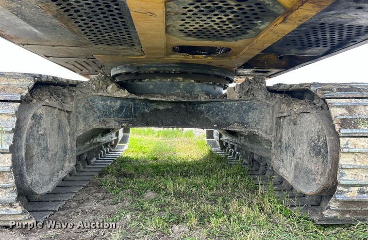 image for item EK8091 2013 John Deere 160G LC excavator