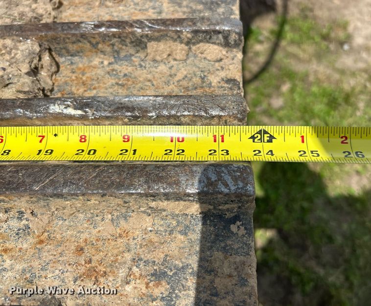 image for item EK8091 2013 John Deere 160G LC excavator