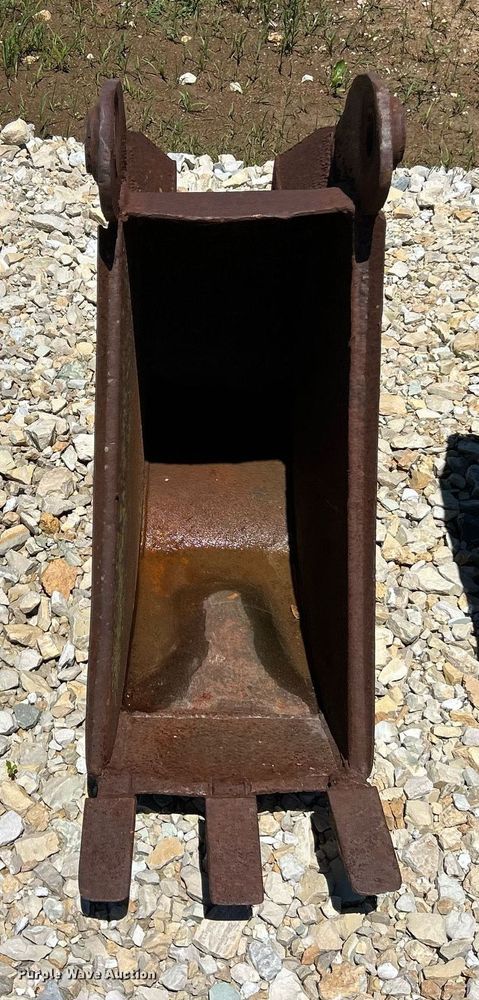 image for item EK8135 (2) backhoe buckets