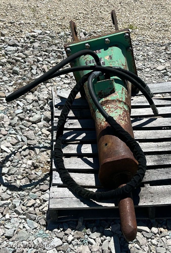 image for item EK8140 Tarmac SC36 breaker