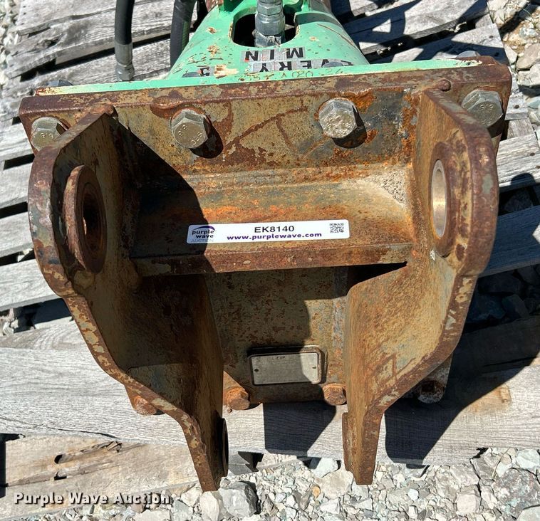 image for item EK8140 Tarmac SC36 breaker