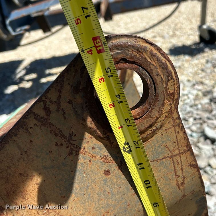 image for item EK8140 Tarmac SC36 breaker