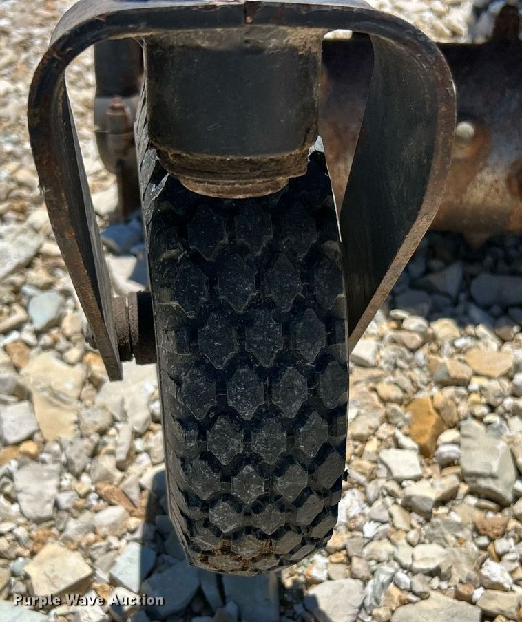 image for item EK8143 (2) 48