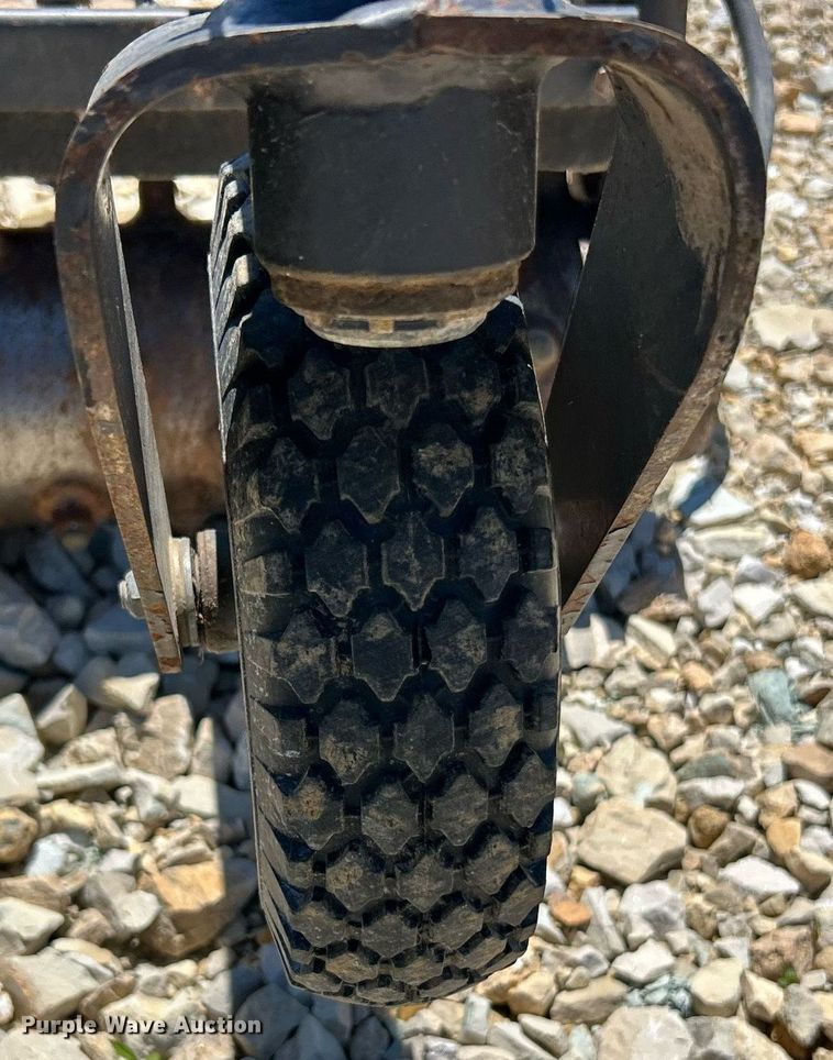 image for item EK8143 (2) 48