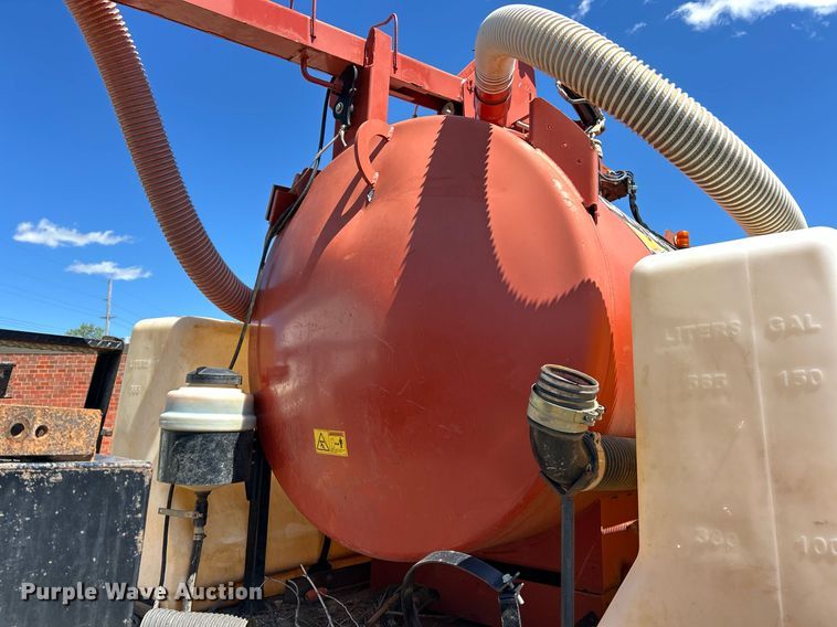 image for item EK8145 2000 Sterling L7501 flatbed truck