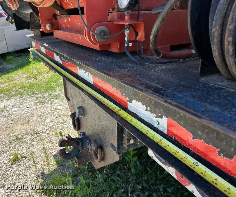 image for item EK8145 2000 Sterling L7501 flatbed truck