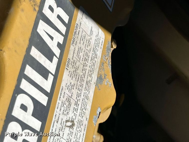 image for item EK8145 2000 Sterling L7501 flatbed truck