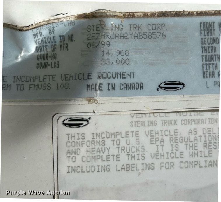 image for item EK8145 2000 Sterling L7501 flatbed truck