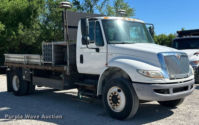 image for item EK8149 2014 International MA025 flatbed truck