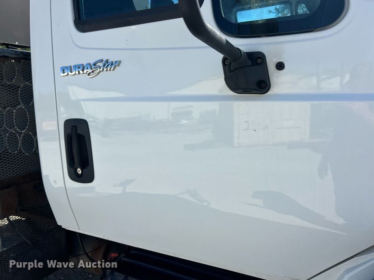 image for item EK8149 2014 International MA025 flatbed truck