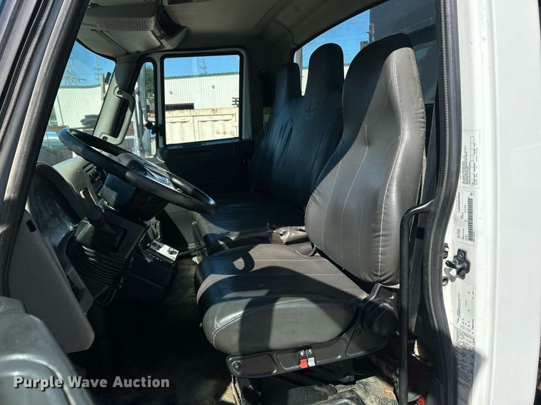 image for item EK8149 2014 International MA025 flatbed truck