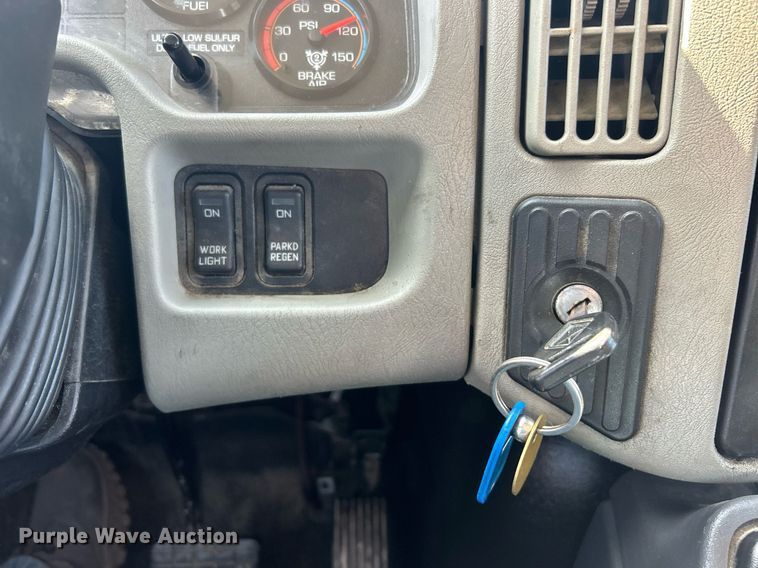 image for item EK8149 2014 International MA025 flatbed truck