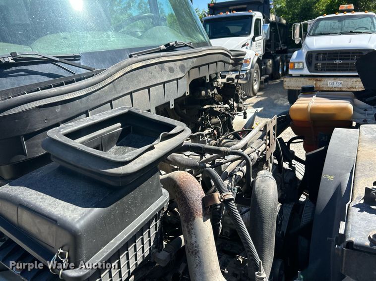 image for item EK8149 2014 International MA025 flatbed truck