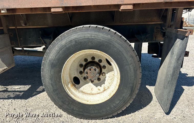 image for item EK8149 2014 International MA025 flatbed truck