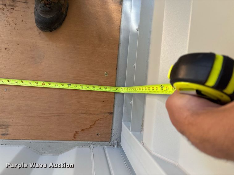 image for item EL2086 Office container