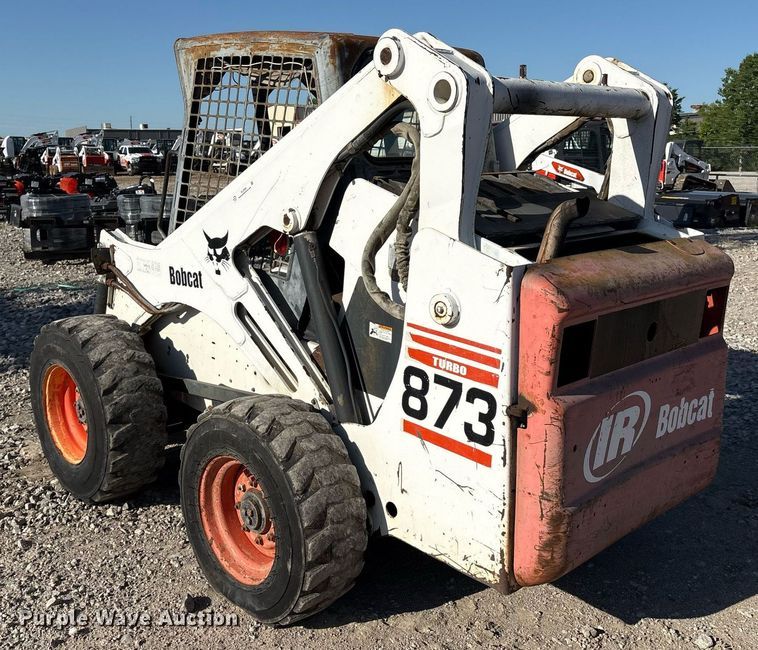 image for item EL2090 2001 Bobcat 873 skid steer loader