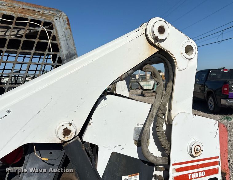 image for item EL2090 2001 Bobcat 873 skid steer loader