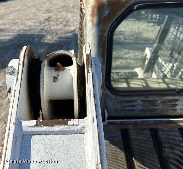 image for item EL2090 2001 Bobcat 873 skid steer loader