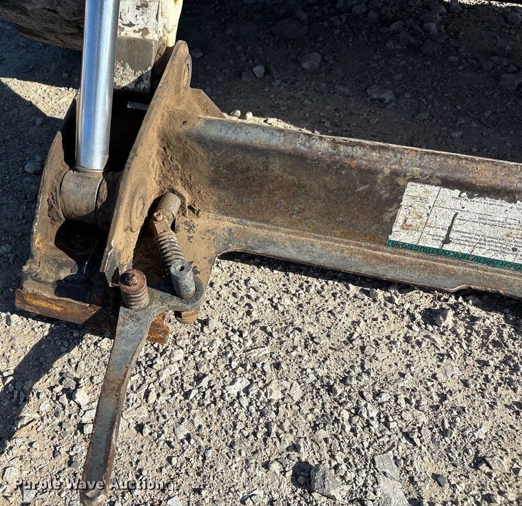 image for item EL2090 2001 Bobcat 873 skid steer loader