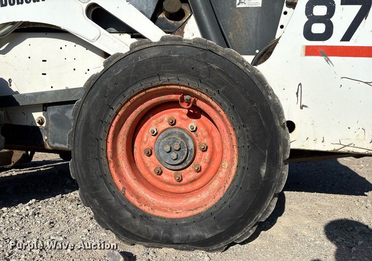 image for item EL2090 2001 Bobcat 873 skid steer loader