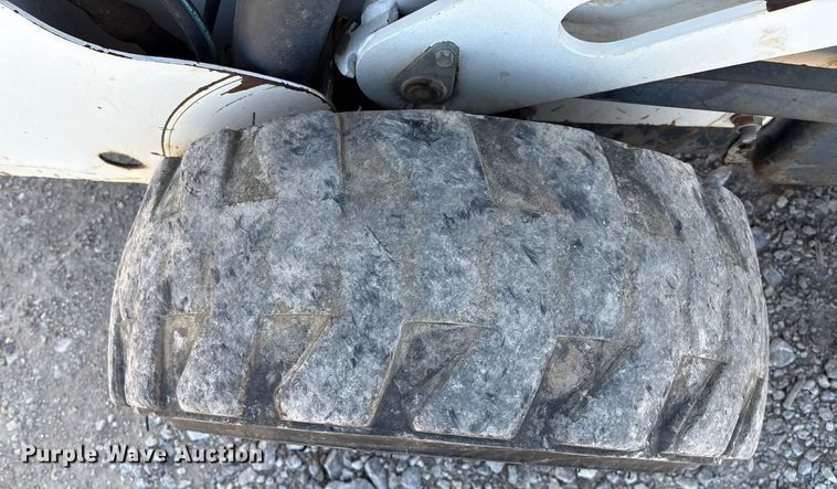 image for item EL2090 2001 Bobcat 873 skid steer loader