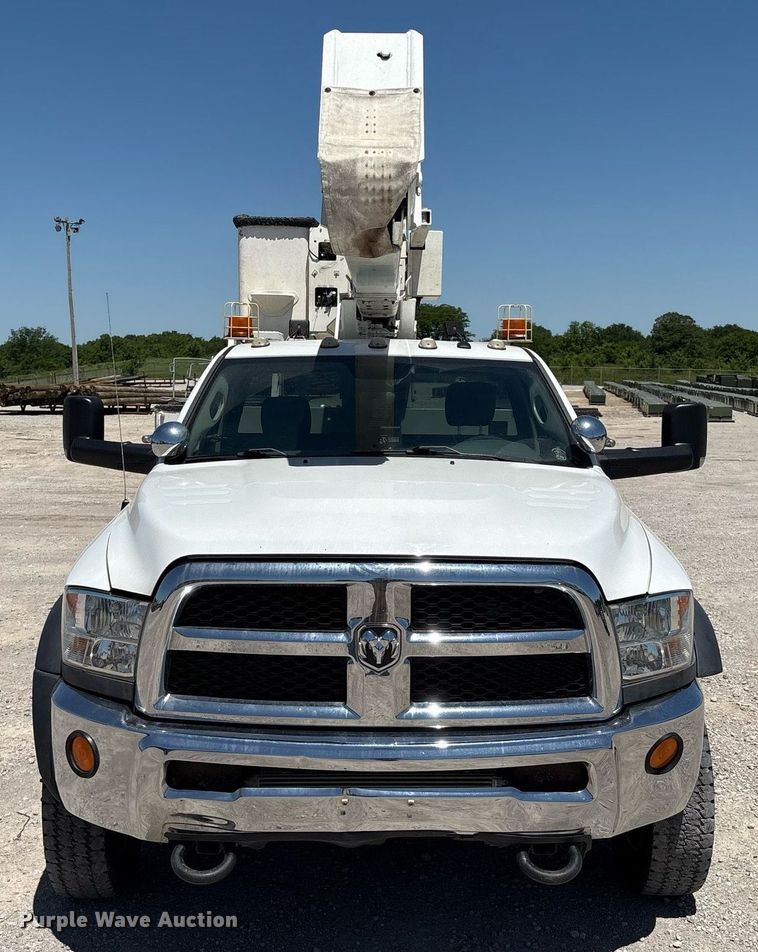 image for item EL2106 2017 Dodge Ram 5500 bucket truck