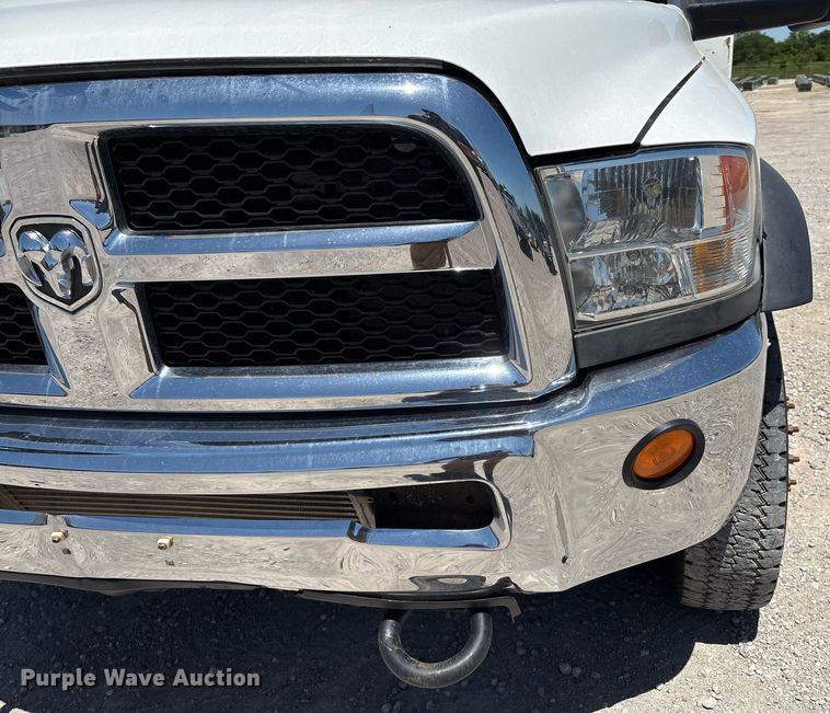 image for item EL2106 2017 Dodge Ram 5500 bucket truck