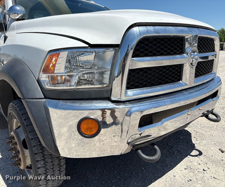 image for item EL2106 2017 Dodge Ram 5500 bucket truck